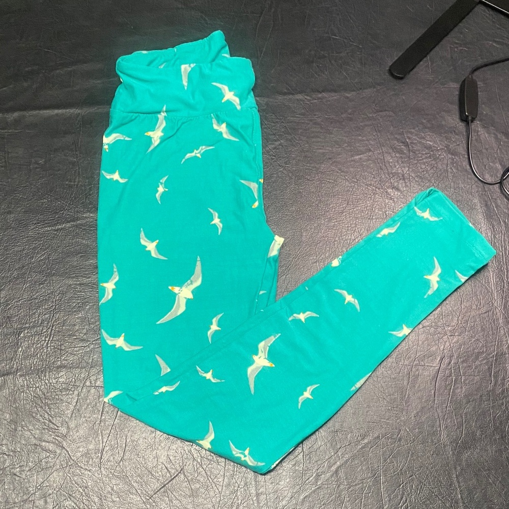 NWOT LulaRoe OS Leggings